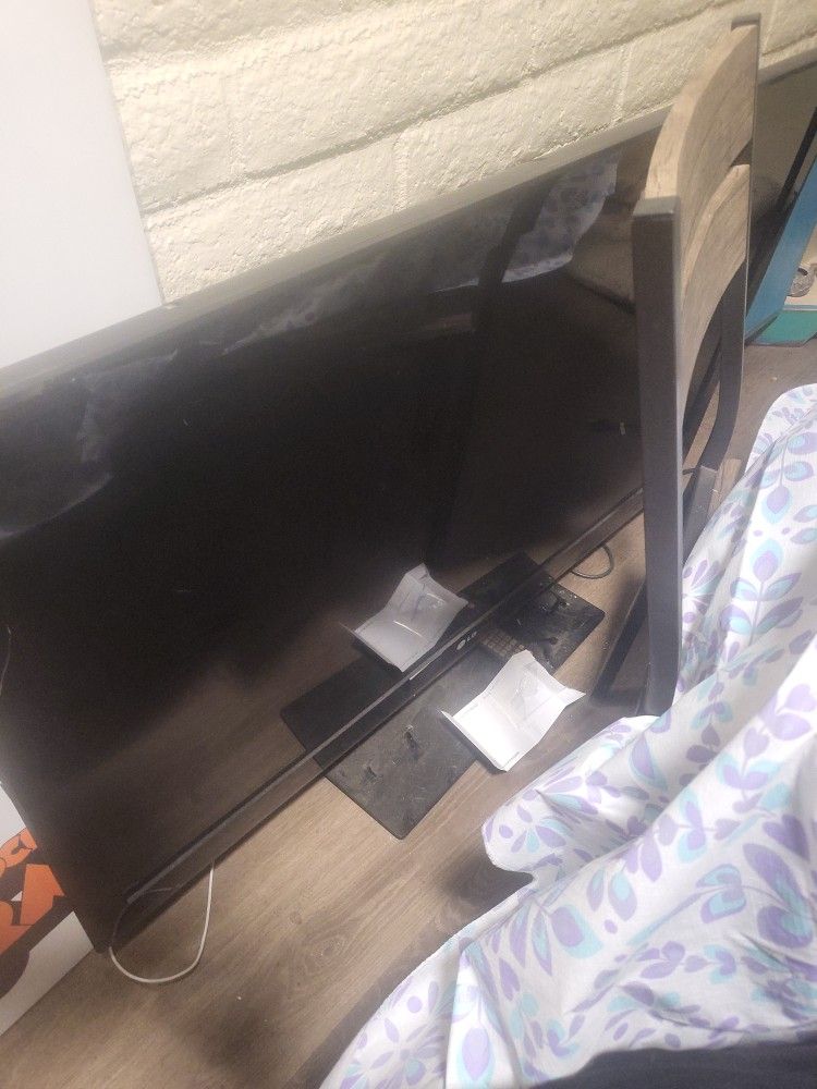 55 Inch Lg Flat https://offerup.com/redirect/?o=U2NyZWVuLnJlbW90ZS5MRUQuM0QuVFY=.