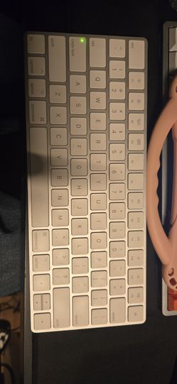 Apple magic keyboard