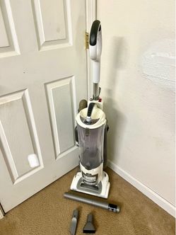Shark vacuum