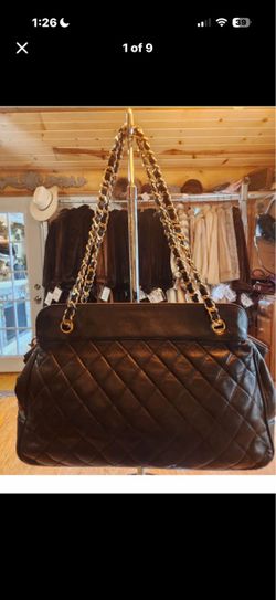 Vintage Authetic Classic Quilted Black Leather Shoulder Bag with Gold Chain