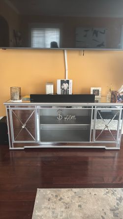 Mirror tv stand