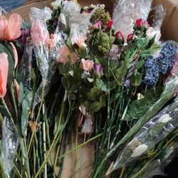 Lots If Silk Flowers 