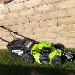 Greenworks Pro Lawnmower 