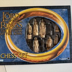 The Lord Of The Rings / The Return Of The King Chess Set