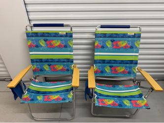 Set of two beach chairs