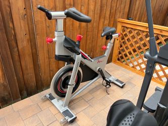 FreeMotion Commercial Indoor Spin Bike – Heavy Duty