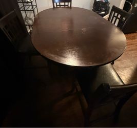 Dining Table & Chairs