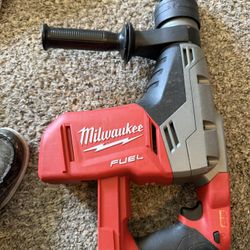 Milwaukee M18 FUEL ONE-KEY 18V Lithium-Ion Cordless 1-1/4 in. SDS-Plus Rotary Hammer (Tool-Only) with 4-1/2 in./5 in. Grinder by