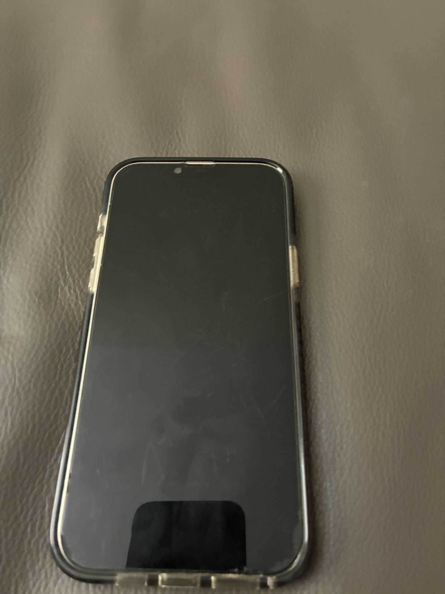 iPhone 14 Plus Come With Off white Case
