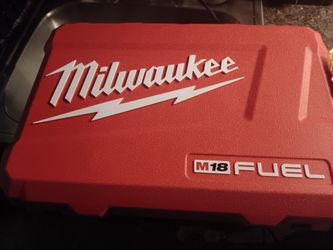 Milwaukee Case