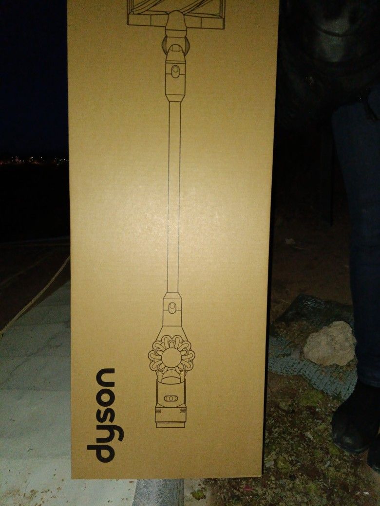 Dyson BIG In Sealed Bran New Box 300 Obo