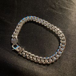 Chains And Necklaces