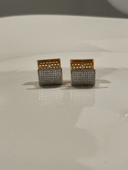 earrings with zircon