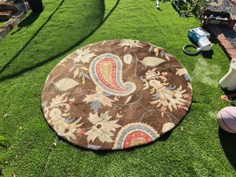 Round Wool Area Rug