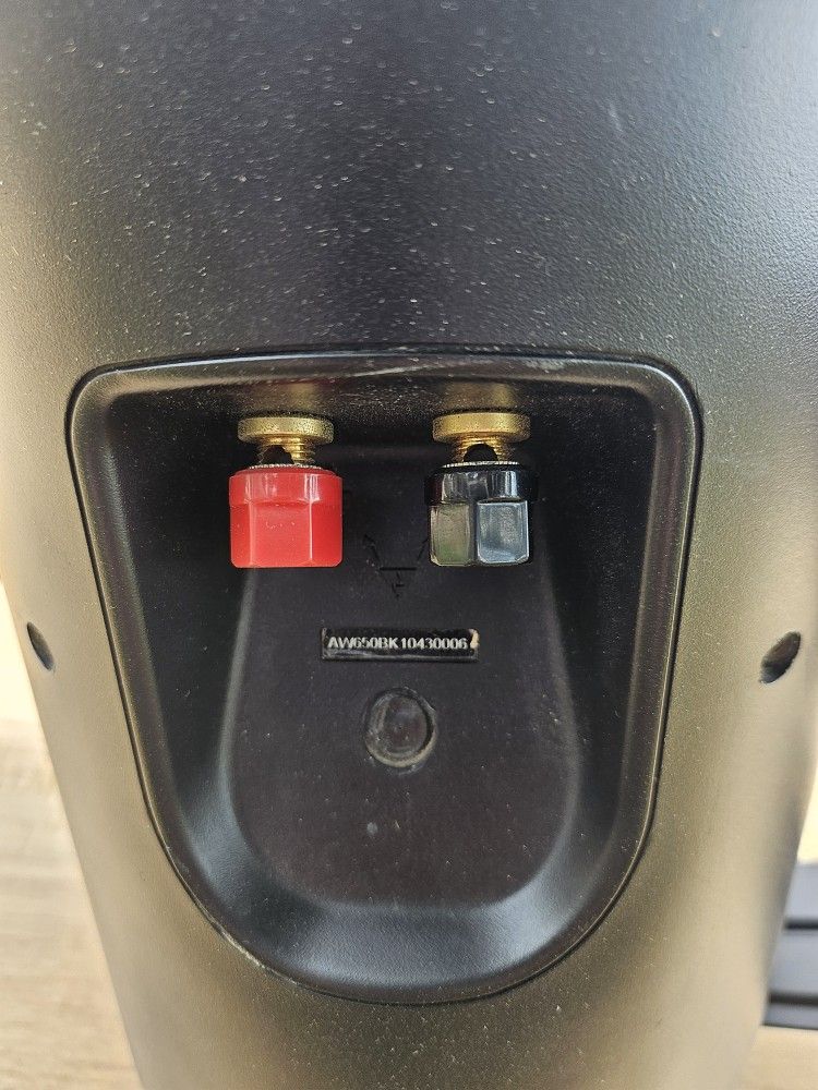 2 Klipsch Aw650bk