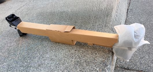 Brand new OEM Audi Q5 Roof Base Carrier Bars