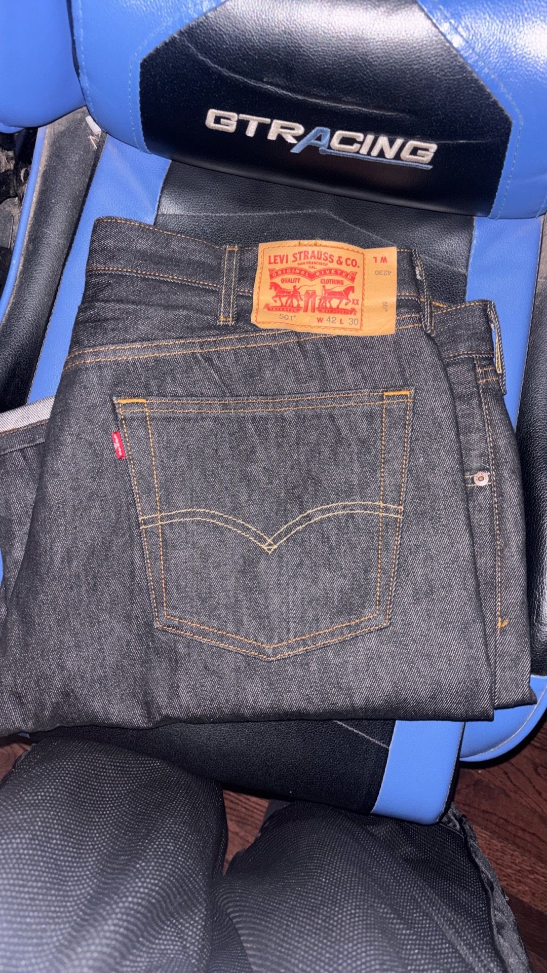 42 30 charcoal 501