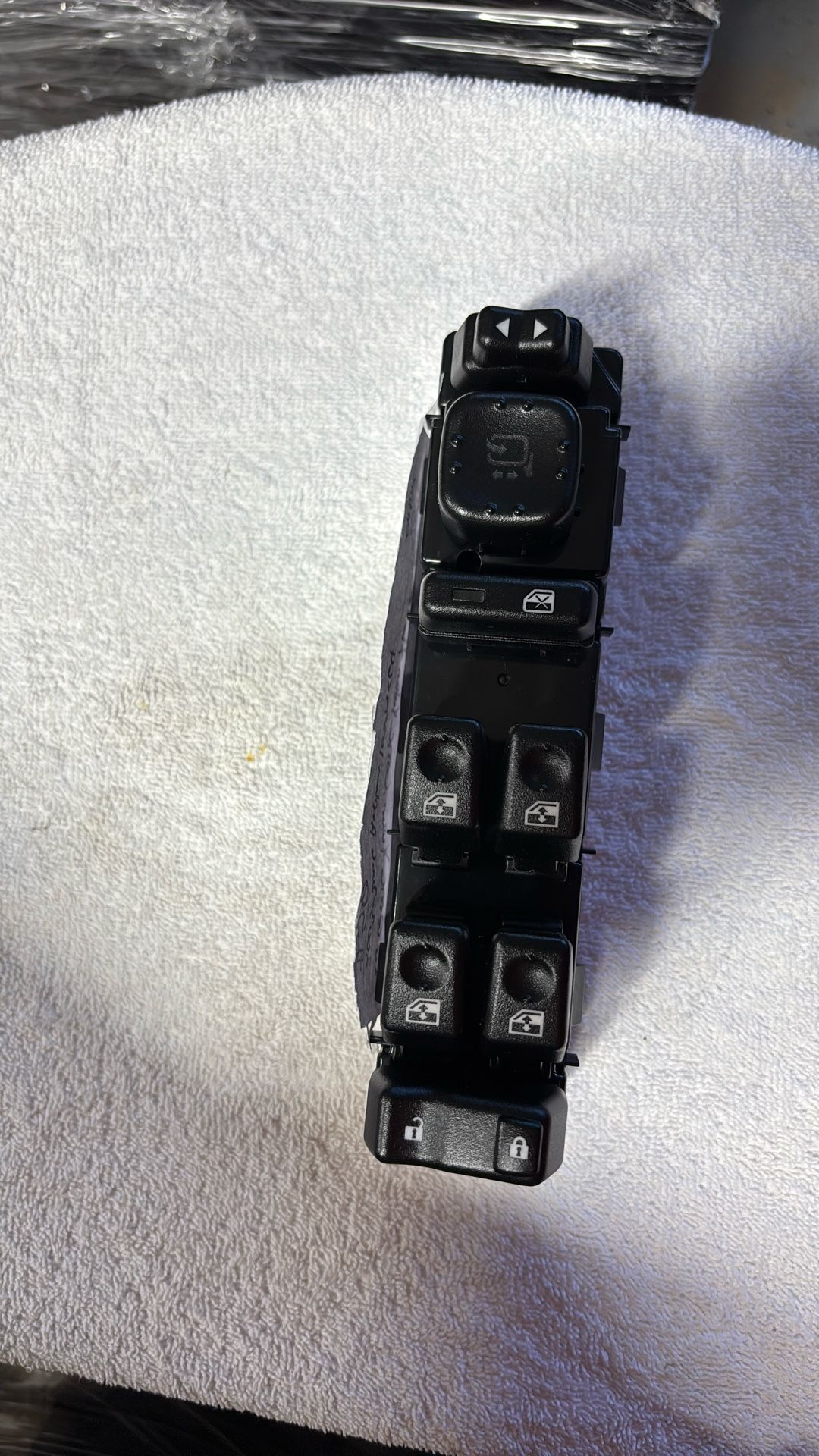Power switch front left driver side