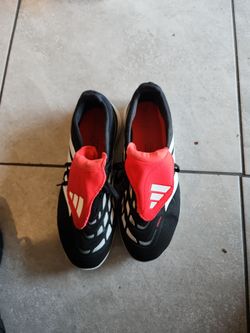 Adidas predator