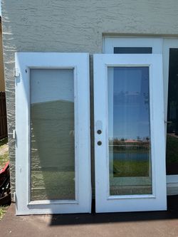 Doors/ puertas