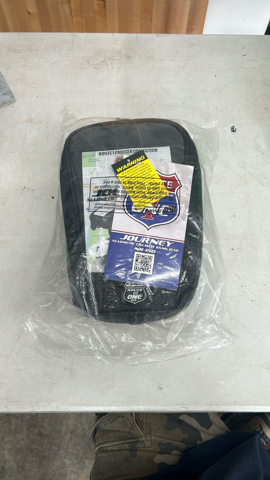 NIB Nelson -Rigg Journey Magnetic Motorcycle Tank Bag