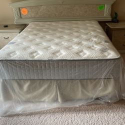 Bedroom Set