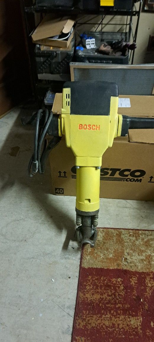 BOSCH JACK HAMMER