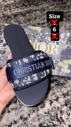 Dior slides
