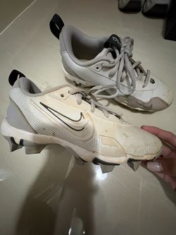 Nike Baseball Cleats Size 2.5