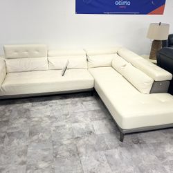 White And Light Gray L Shaped Leather Sectional - With Adjustable Headrest & Storage 🚚🔥🎄💸