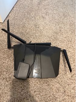 Nighthawk AX6 AX5400 6-Stream WiFi Router