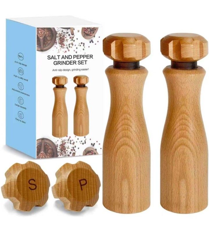 Wooden Salt And Pepper Grinder Set