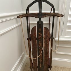Vintage 30’s “Flying Arrow” Sled 🛷 With Original Logo/Paint, Mint !
