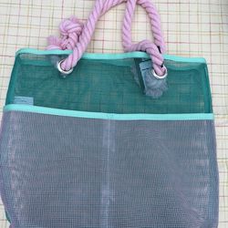 Teal Beach Mesh Bag w/ pink rope handles 