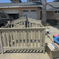 Delta Crib