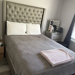 Queen Size Diamond Studded Bed Frame 