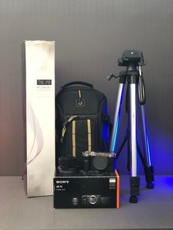 a7C Sony used camera with 28-60mm lens, tripod and camera bag (6001 shutter counter)