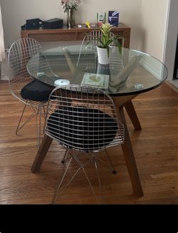 Mid Century modern Dining Table