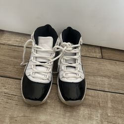 Jordan 11s 
