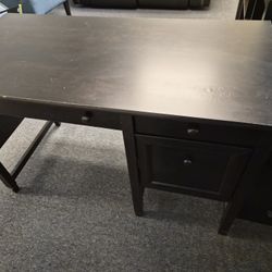 Sturdy Brown Desk With Drawers