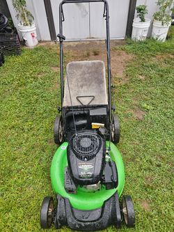 Lawn-boy lawnmower with bag