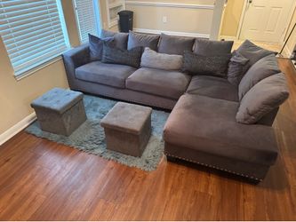 Queen Bed/Small Sectional