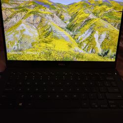 Dell 9350 Touchscreen Laptop