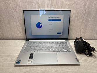 Lenovo - Slim 7i 14" 14IAP7 2.8K Touchscreen Laptop Intel Core i7-1260P 16GB Ram (A1G012923)