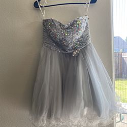 Strapless Dama Dress Used In Quince. Silver/Grey With Jeweled Top