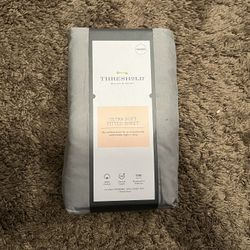Gray Queen Size Bedsheets