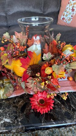 Fall decor to put on the center of your table, large size