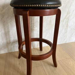 Counter Stool (swivel)