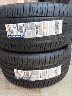 255/35ZR20 Michelin Pilot Sport All Season 4