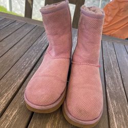 Uggs Lavender Size 6 
